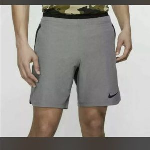 Nike pro training shorts